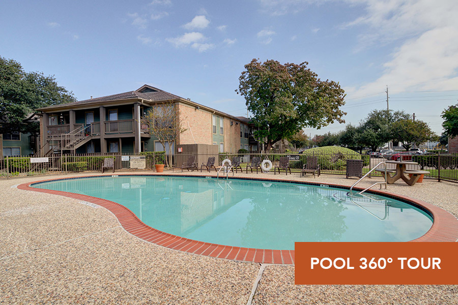Pavilion Place-Pool